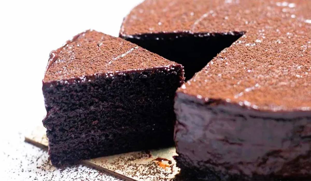 طرز تهیه کیک خیس شکلاتی به سبک کافیشاپ