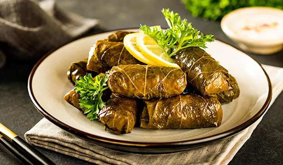 طرز تهیه دلمه برگ مو تبریزی