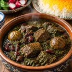 طرز تهیه قرمه سبزی جاافتاده و مجلسی؛ رازهای عطر و طعم اصیل ایرانی
